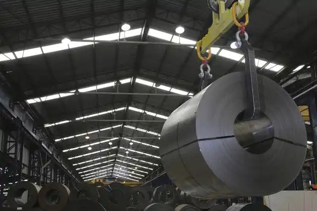 鋼鐵行業是全球工業體系中的重要支柱之一,其產品廣泛應用于基礎設施建設、機械制造、汽車工業等領域。隨著全球工業化進程的不斷深入,鋼鐵行業呈現出國際化競爭格局。在眾多鋼鐵制造企業中,有6家公司以其出色的經營業績和強大的市場地位脫穎而出,成為了世界鋼鐵制造業的領軍企業。